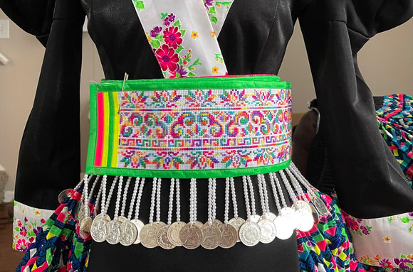 Hmong Hand Embroidery Rainbow Hlab (Green Trim) Style 3