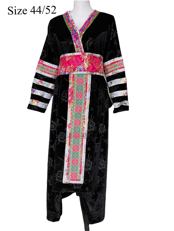 Hmong Stripe Outfit Machine Embroidery Size 44