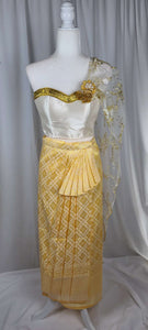 Cream Tube Top with Pleated Skirt & Lace Sabai